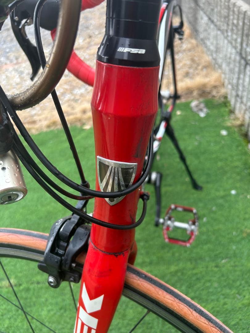 2.1 Trek Red/Black ロードバイク 中古