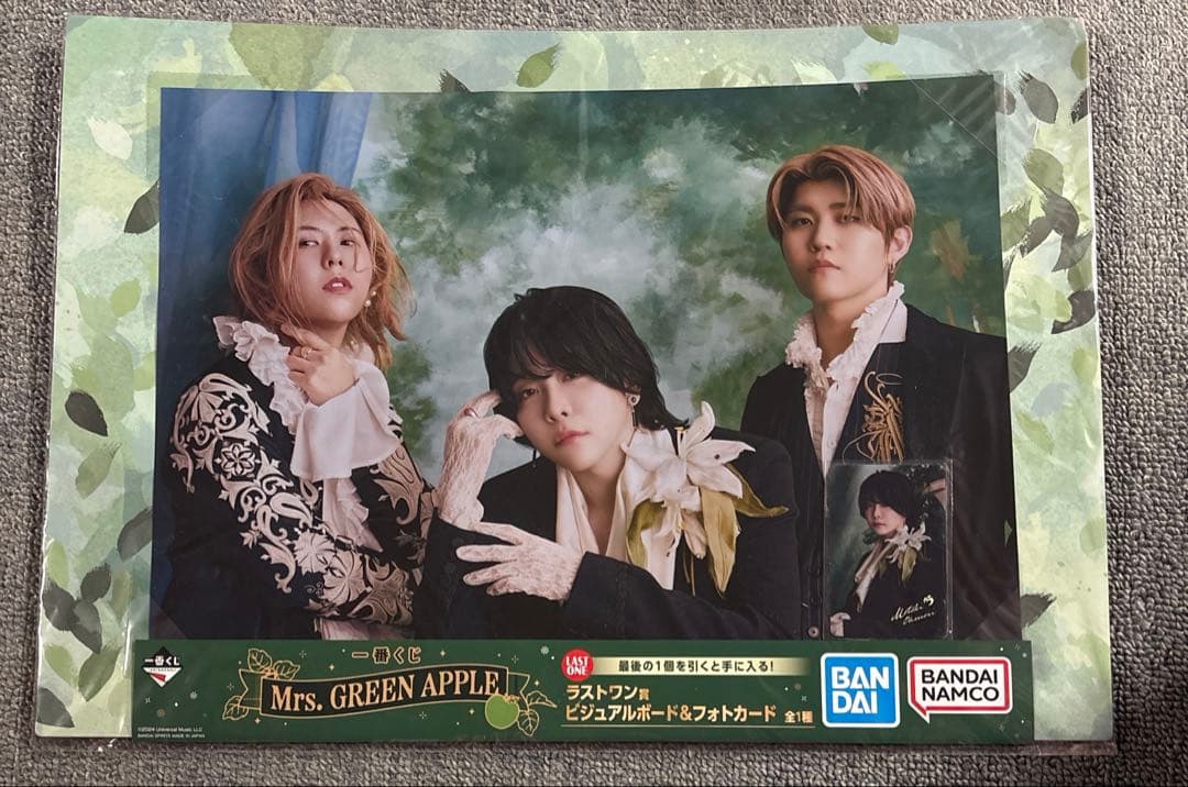 新品☆一番くじ☆初代☆ラストワン賞☆ビジュアルボード&フォトカード☆ミセス