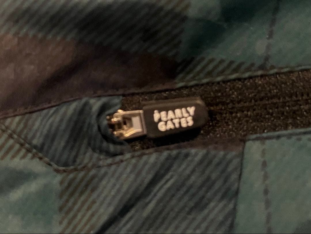 パーリーゲイツ　防風グリーン・ブラック チェックパンツ　サイズ4