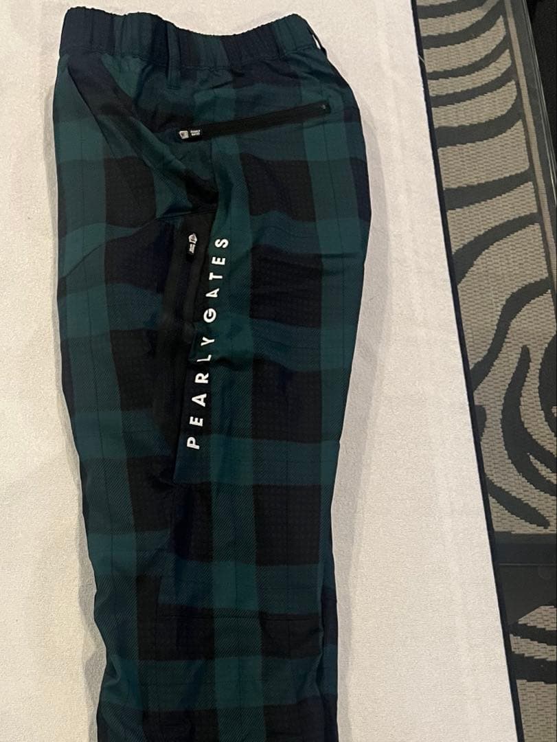 パーリーゲイツ　防風グリーン・ブラック チェックパンツ　サイズ4