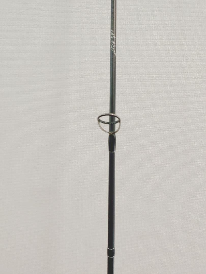 ツララ 「 モンストロ66S 」ケース付き ほぼ新品