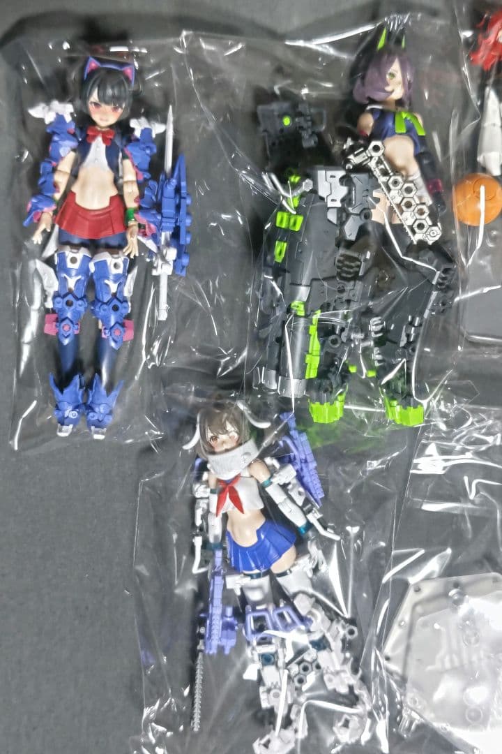 (組み立て済)美少女プラモ　メガミデバイス　まとめ売り(ジャンクパーツ)