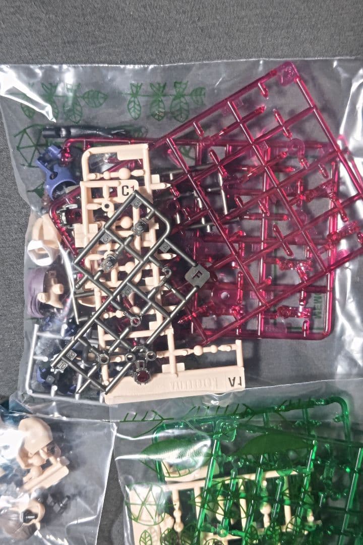 (組み立て済)美少女プラモ　メガミデバイス　まとめ売り(ジャンクパーツ)