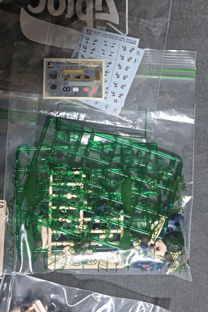 (組み立て済)美少女プラモ　メガミデバイス　まとめ売り(ジャンクパーツ)