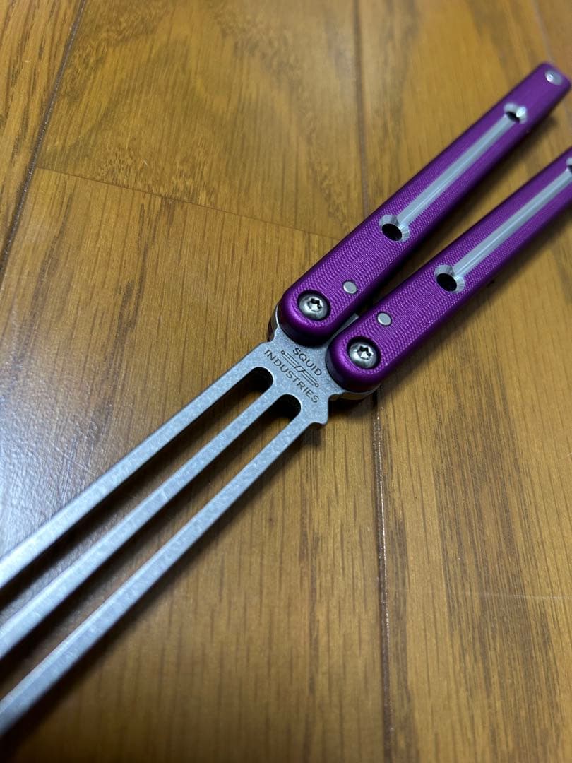 スポーツトイ・アクショントイ squid industries DualTone SquidtrainerV4