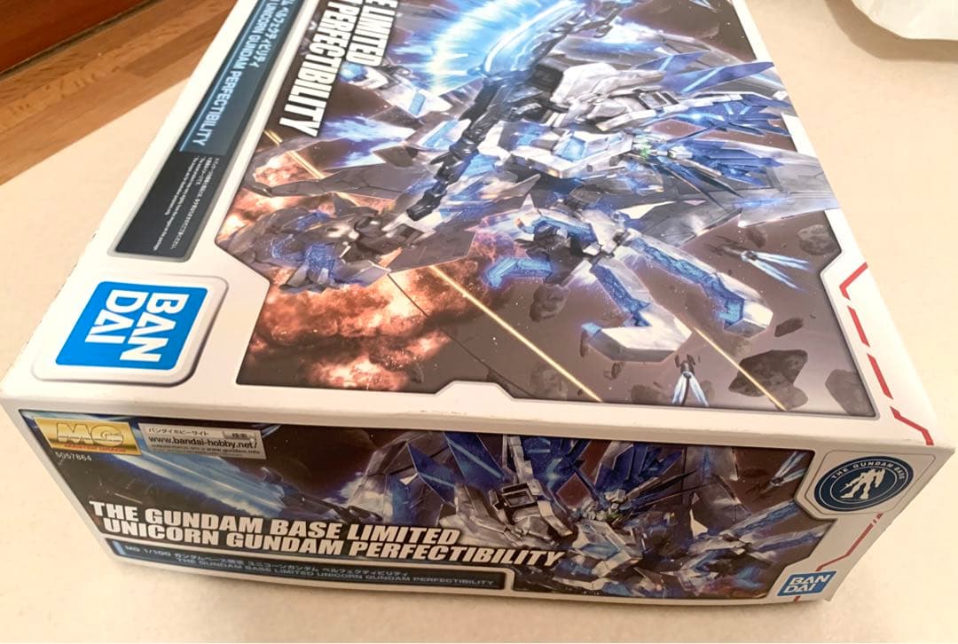 【送料込 2点】MG 1/100 & PG 1/60 ユニコーンガンダム 未組立