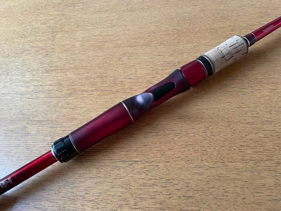 シマノ　ワールドシャウラ　1702r-2 スーパーレッド　ジャンク