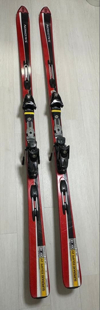 SALOMONスキー板 SUPERAXE EQUIPE 2V ビンディング付