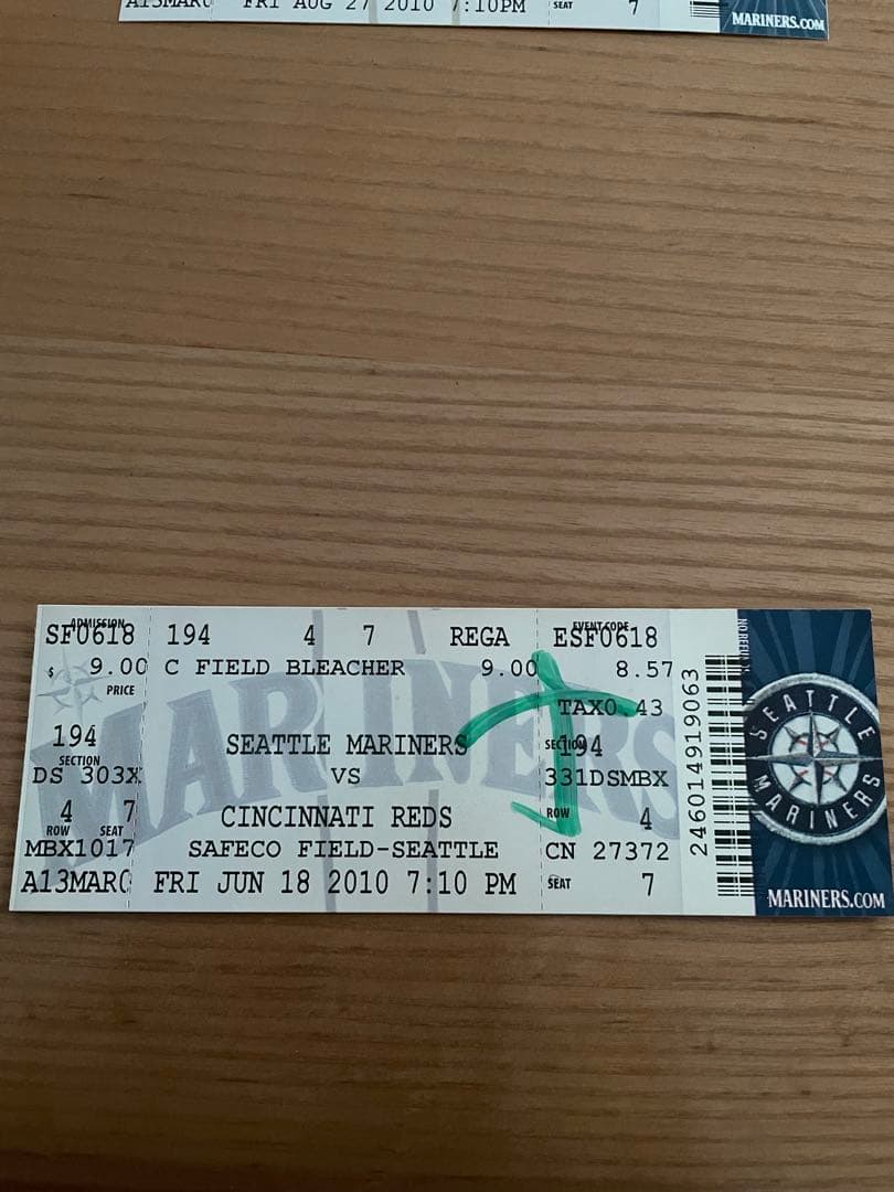 2010年 イチロー/ケン・グリフィーJr 球場配布ボブルヘッド