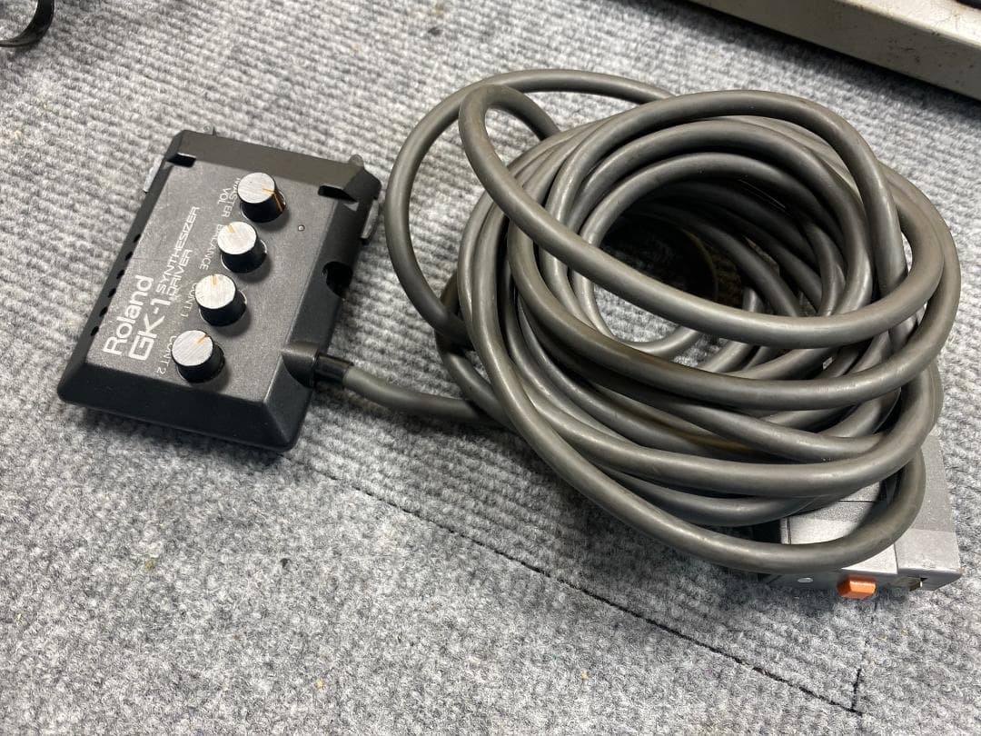 817 ROLAND GR-700 GK-1 ギターシンセサイザー