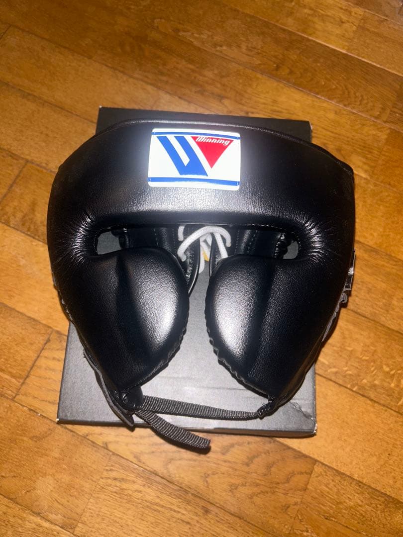 Winningボクシング ヘッドギア Mサイズ 黒