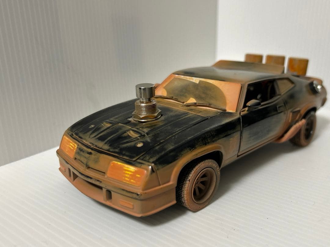 LAST of V8 FUZZ MADMAX インターセプター