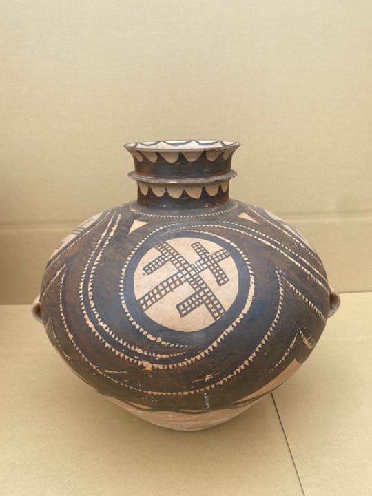 陶器大壺　中国　アンダーソン土器紀元前3000年