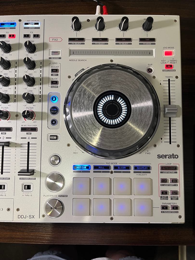 Pioneer DDJ-SX Serato DJ Pro対応コントローラー