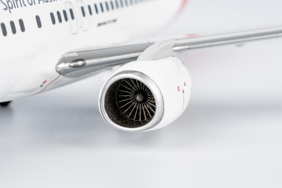 カンタス航空 737-800 VH-VXT 1/200