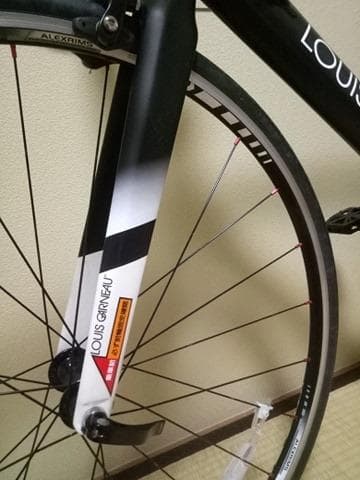 [ルイ・ガノー]18速変速のスポーツアルミロードバイク2018年モデル