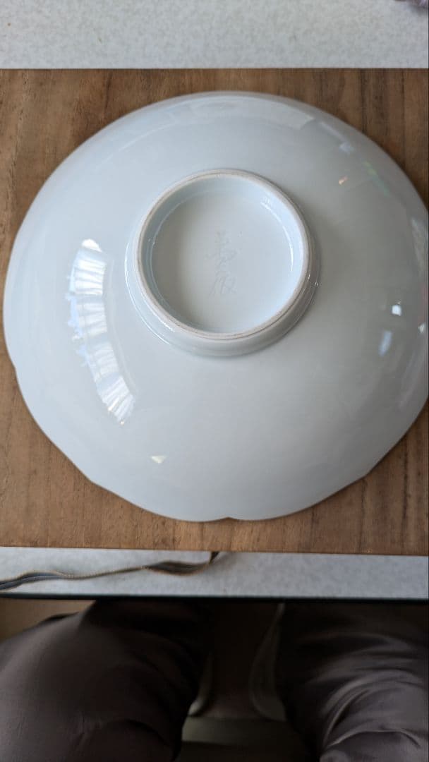 木製の箱入、人間国宝井上萬二作白磁菓子器