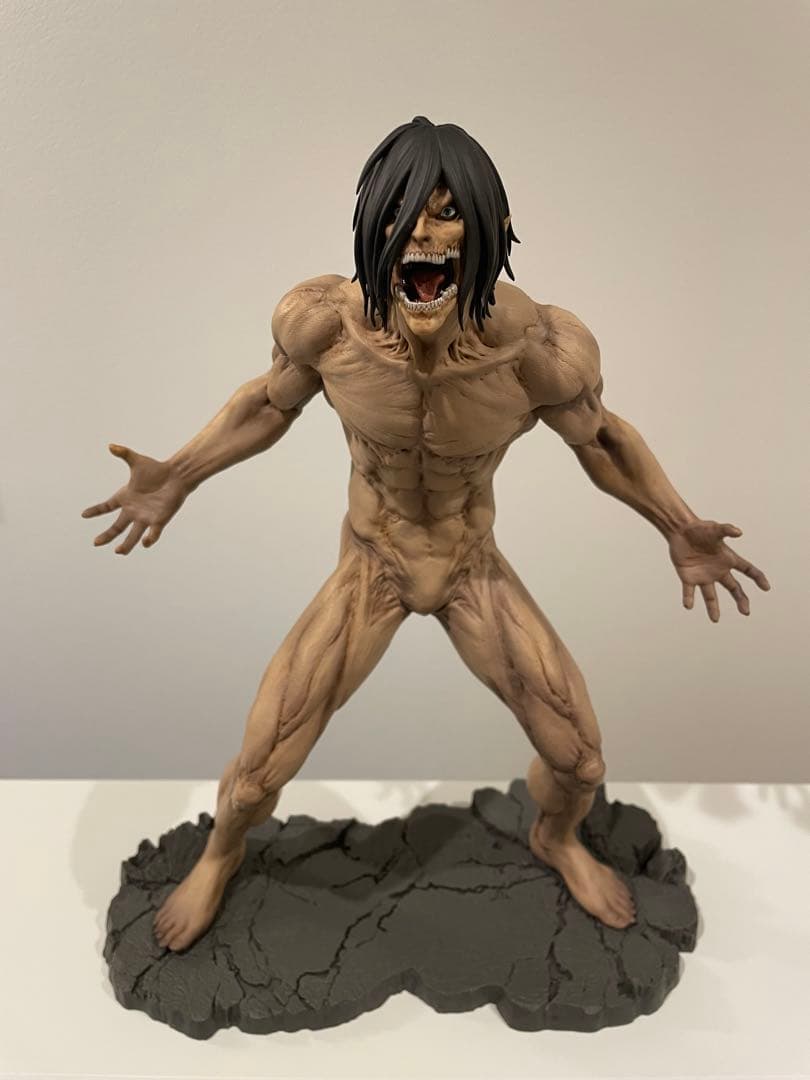 一番くじ 進撃の巨人～壁の外の世界～ラストワン　エレン　女型の巨人セット➕下位賞