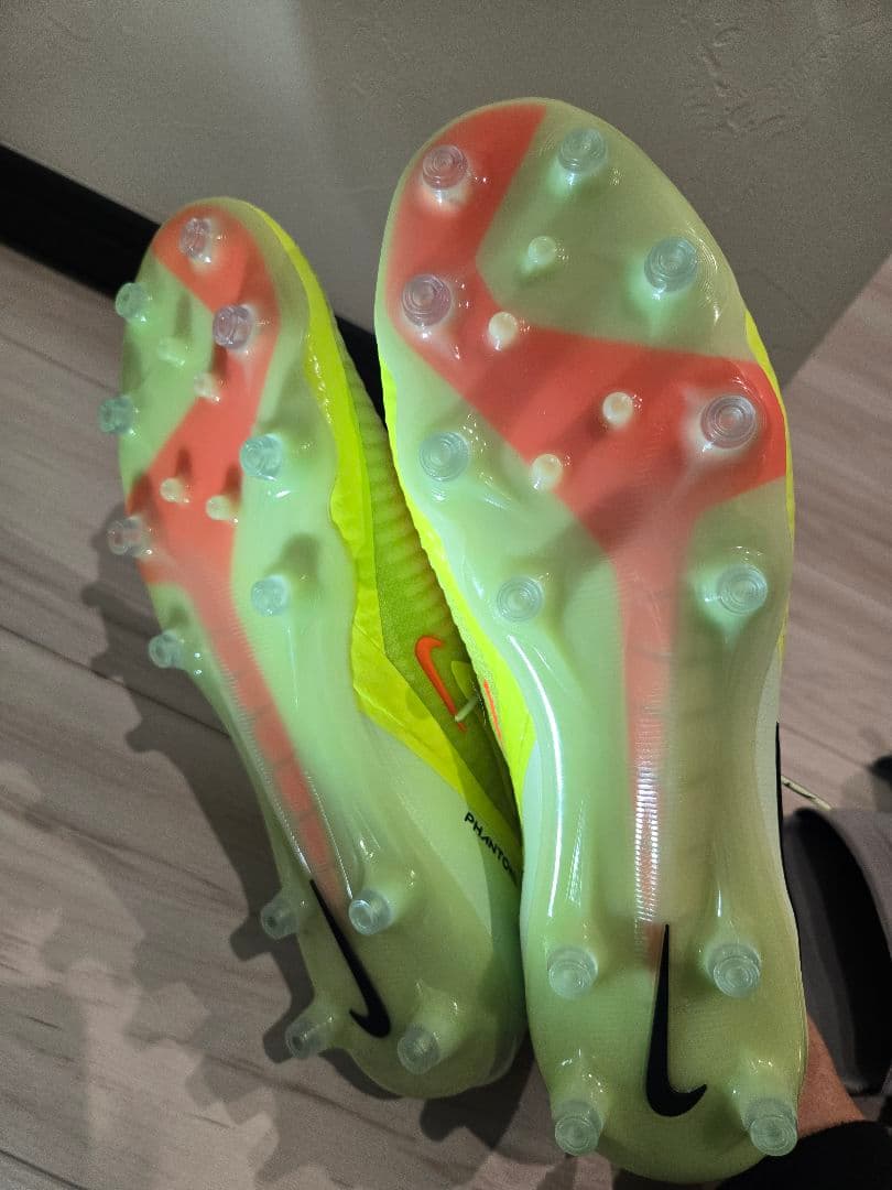 今だけ早い者勝ち！【新品未使用】Nike ファントム 6エリートAG 27.5