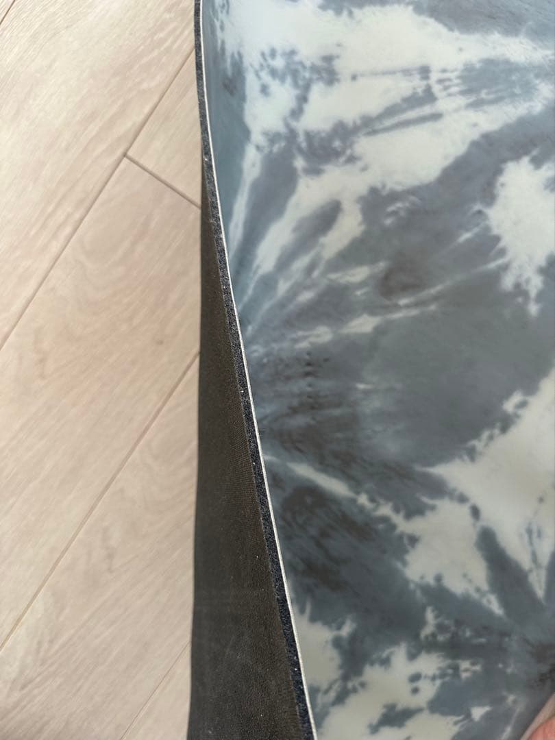 alo yogaヨガマット　タイダイ　アロヨガLAジム筋トレ　ピラティス