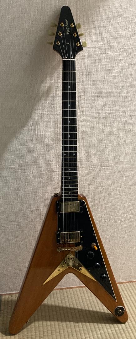 Epiphone コリーナ フライングV