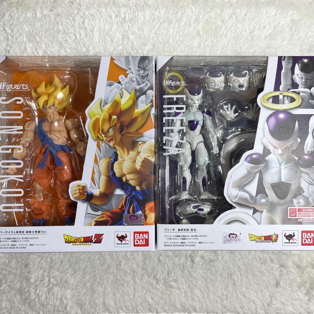 S.H.F スーパーサイヤ人孫悟空 超戦士覚醒Ver フリーザ 最終形態-復活-