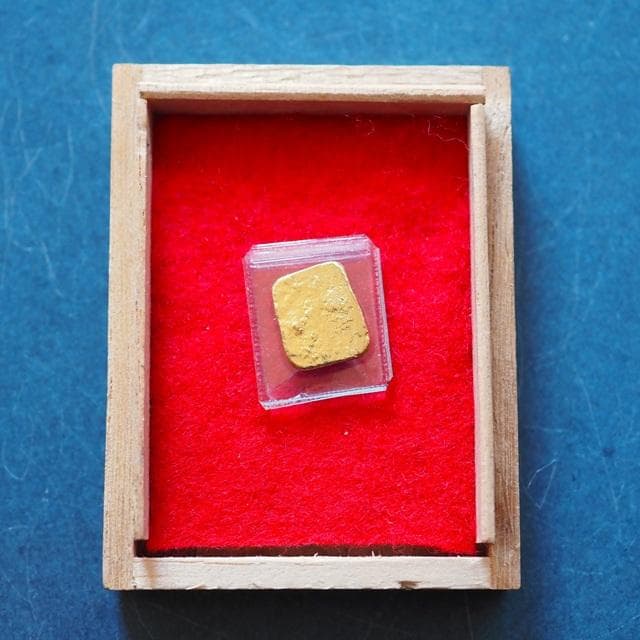 甲州朱中金　小判　古銭　アンティーク品　古物　コレクション