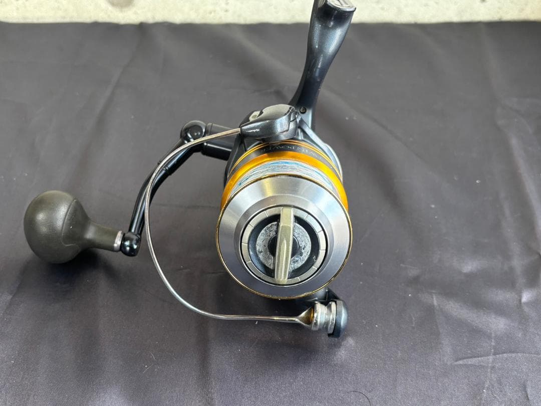 ツインパワー SW8000PG スピニングリール PE３号（300ｍ）付