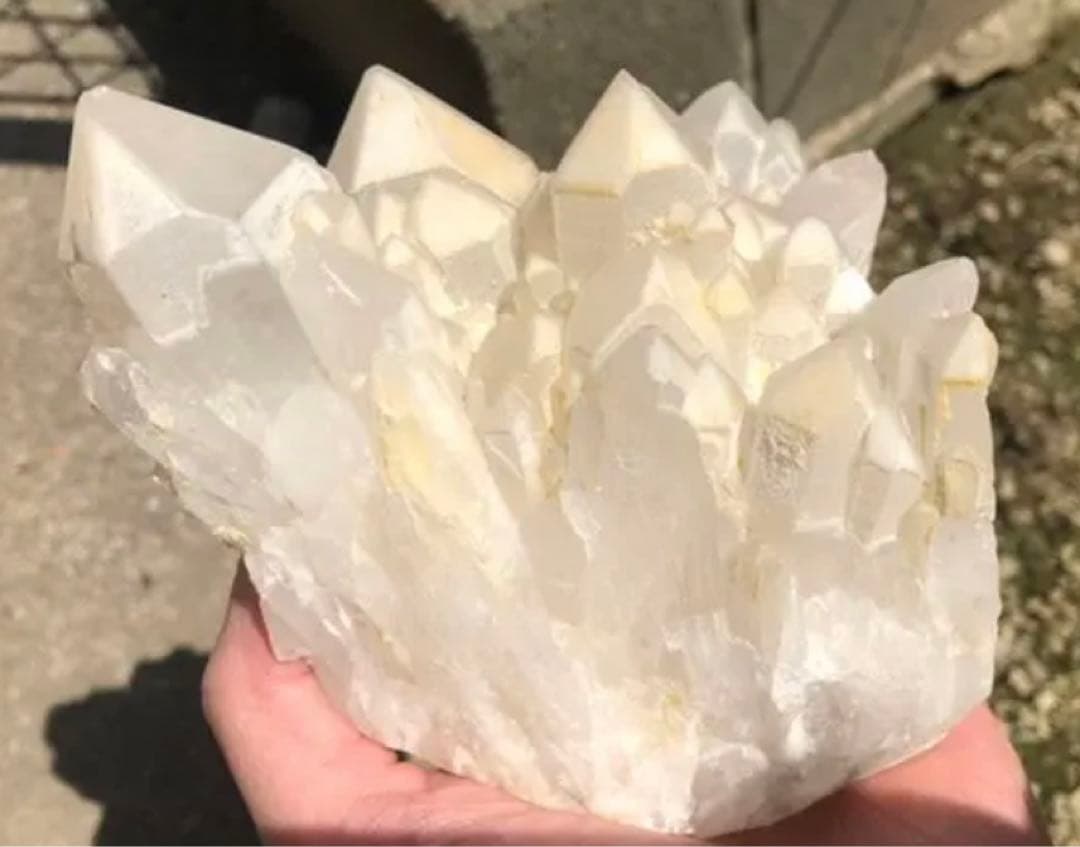 ミルキークォーツ✩クラスター 特大 水晶 1kg越え