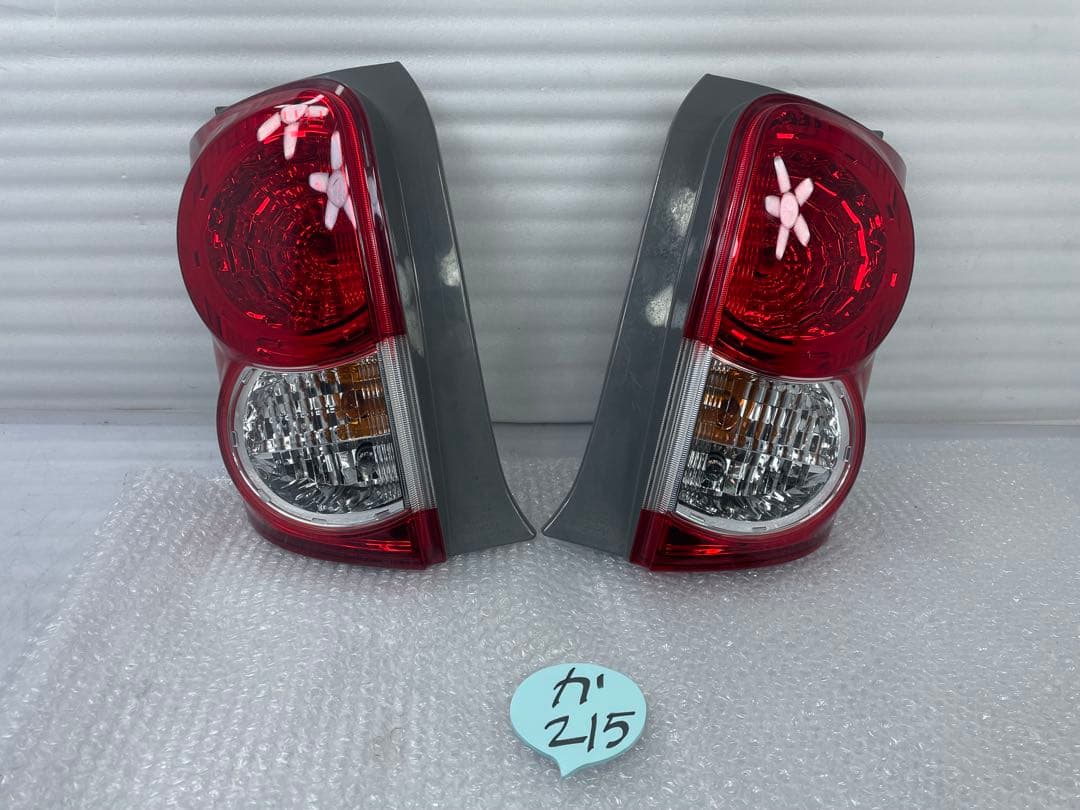 トヨタ ルミオン NZE151N 前期型 テールライト　スタンレー12-541