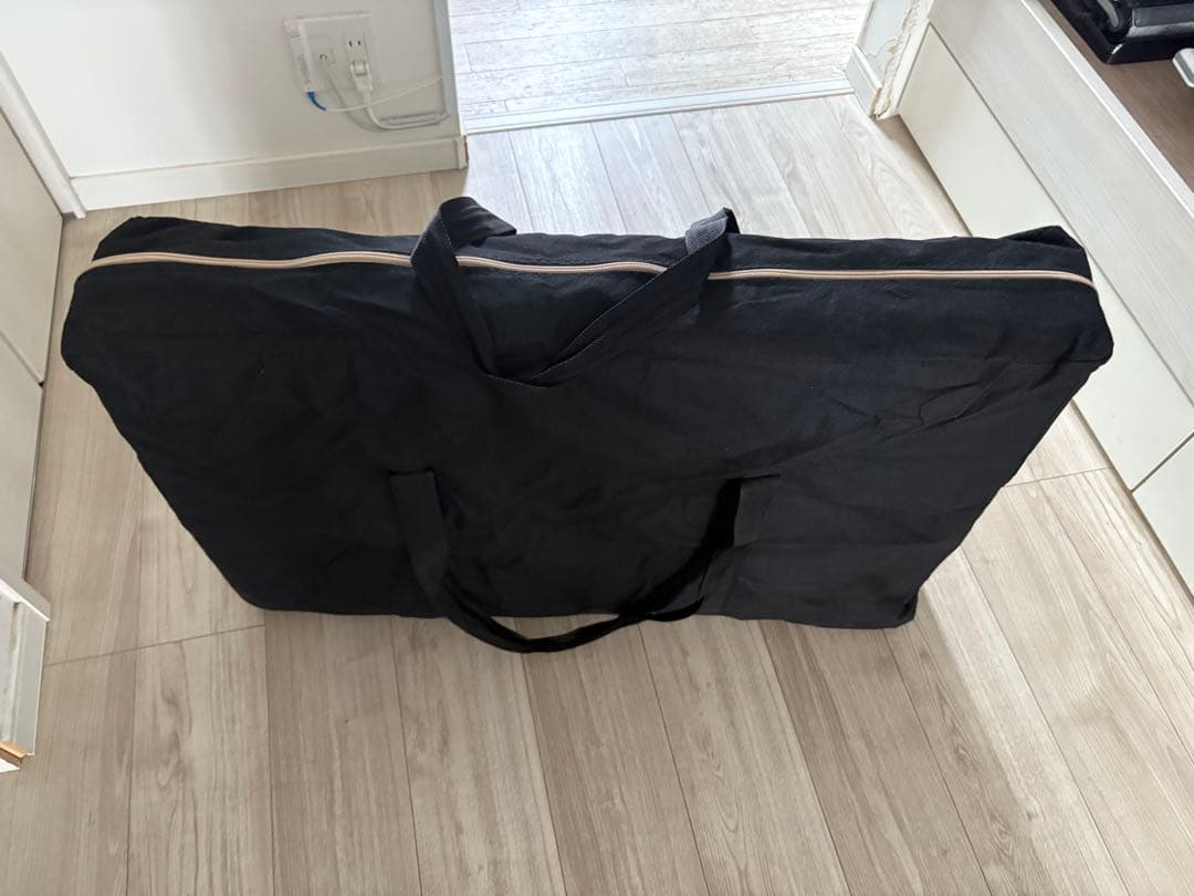 折りたたみマッサージテーブル 茶色