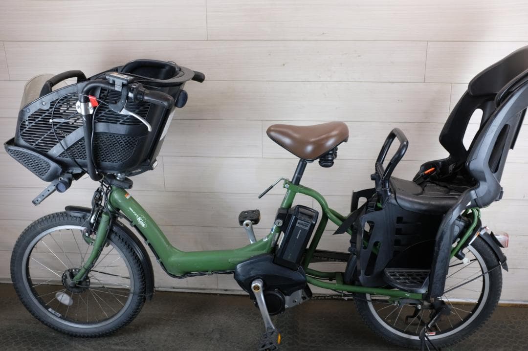 ヤマハ　PAS KISS　20インチ　3段　8.7Ah充電器あり