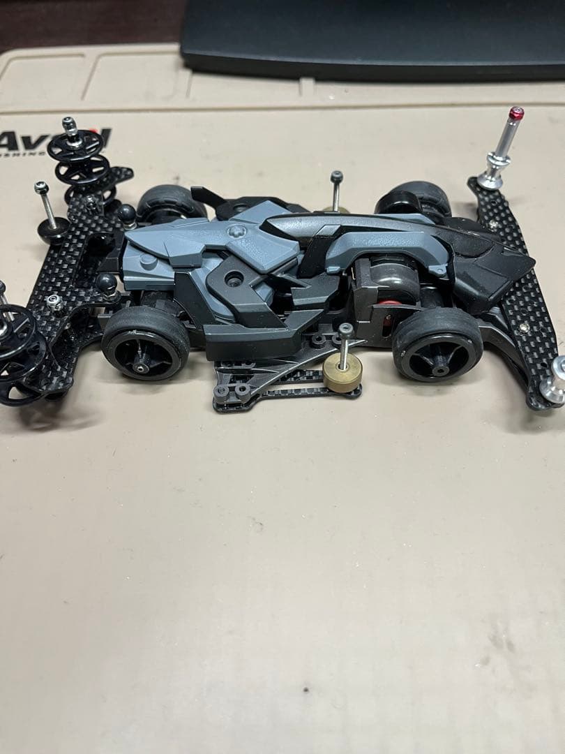 ミニ四駆 グレー/ブラック カーボンファイバー