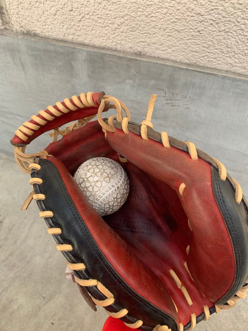 BELGARD ベルガード　軟式グローブ 日本製 赤黒　キャッチャーミット