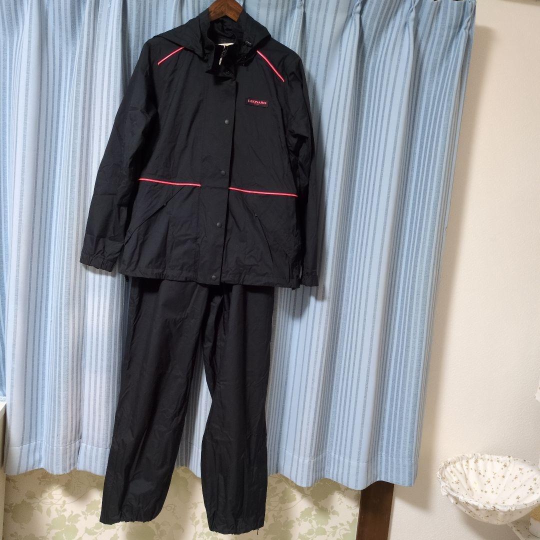 レオナールスポーツ　レインコート 上下　ブラック