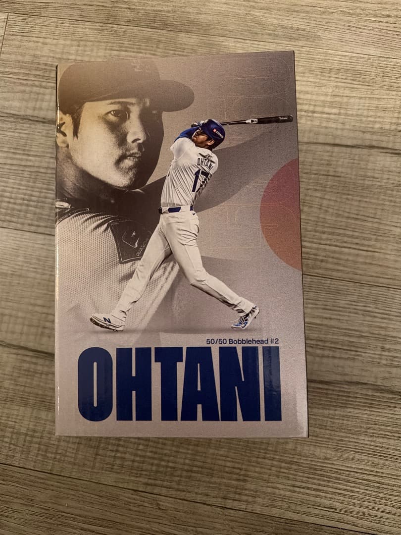 と*も様 MVP Shohei Ohtani ボブルヘッド 50/50 バッター