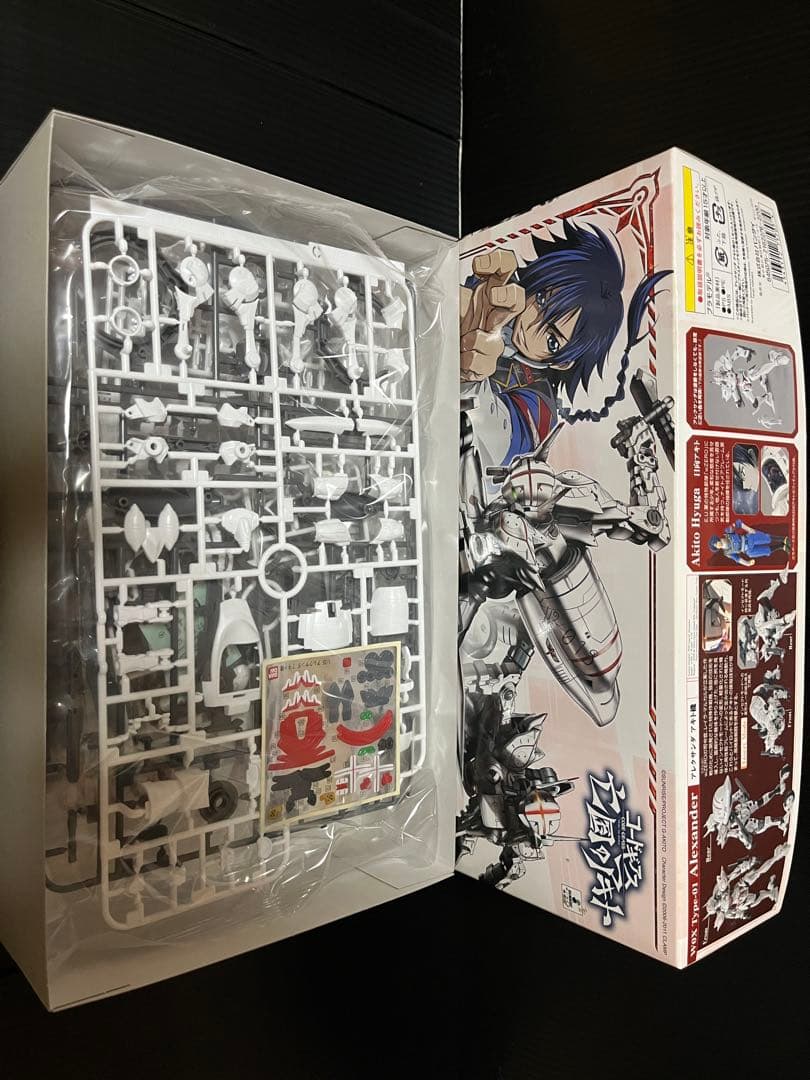 1/35 コードギアス 亡国のアキト アレクサンダ アキト機 レイラ機　リョウ機