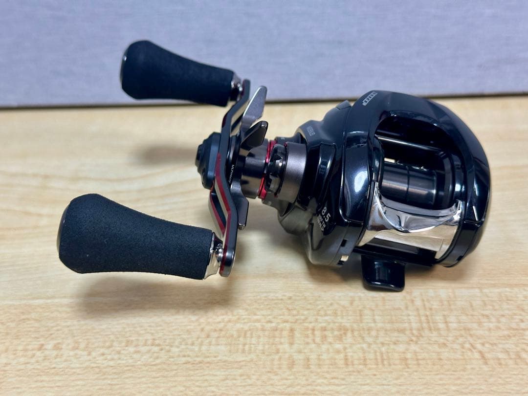 最終値下げ 10月3日削除します【美品】DAIWA 25HRF TW100XHL