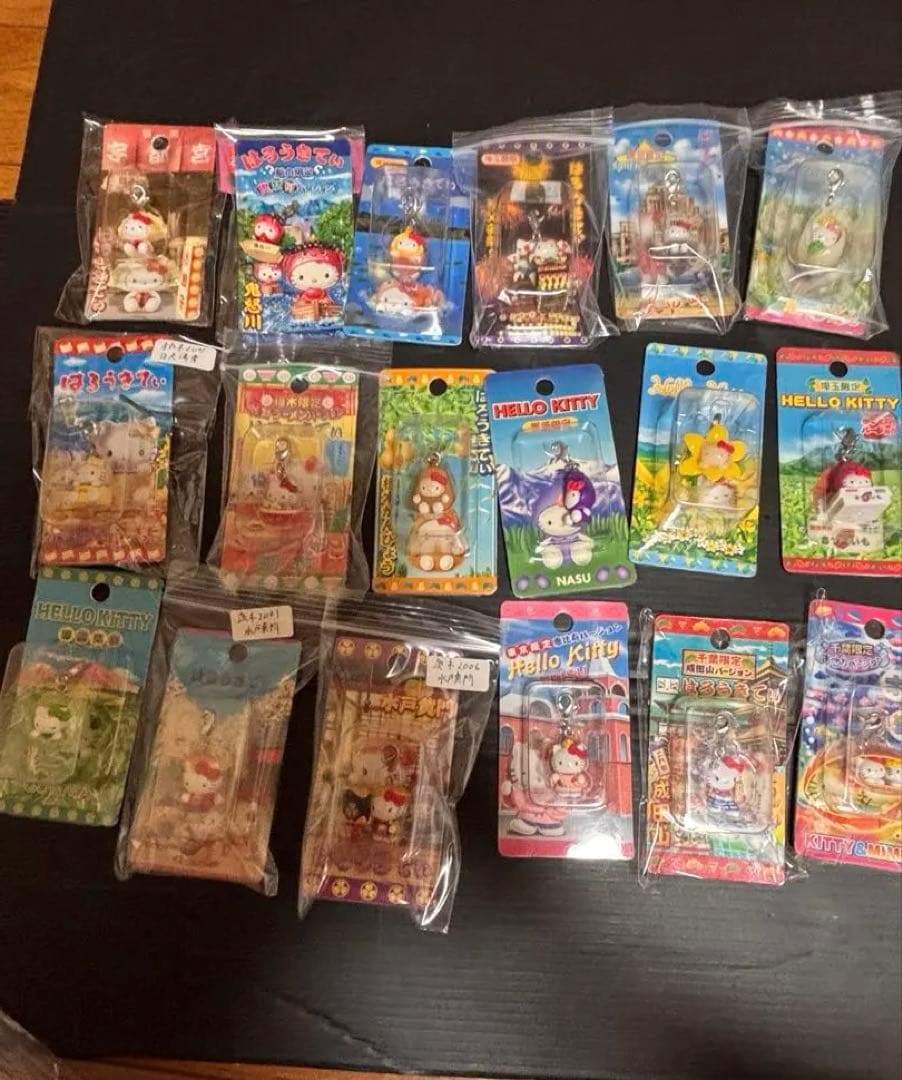 超激レア！未使用未開封❣️ご当地キティファスナーマスコットまとめ売り152点