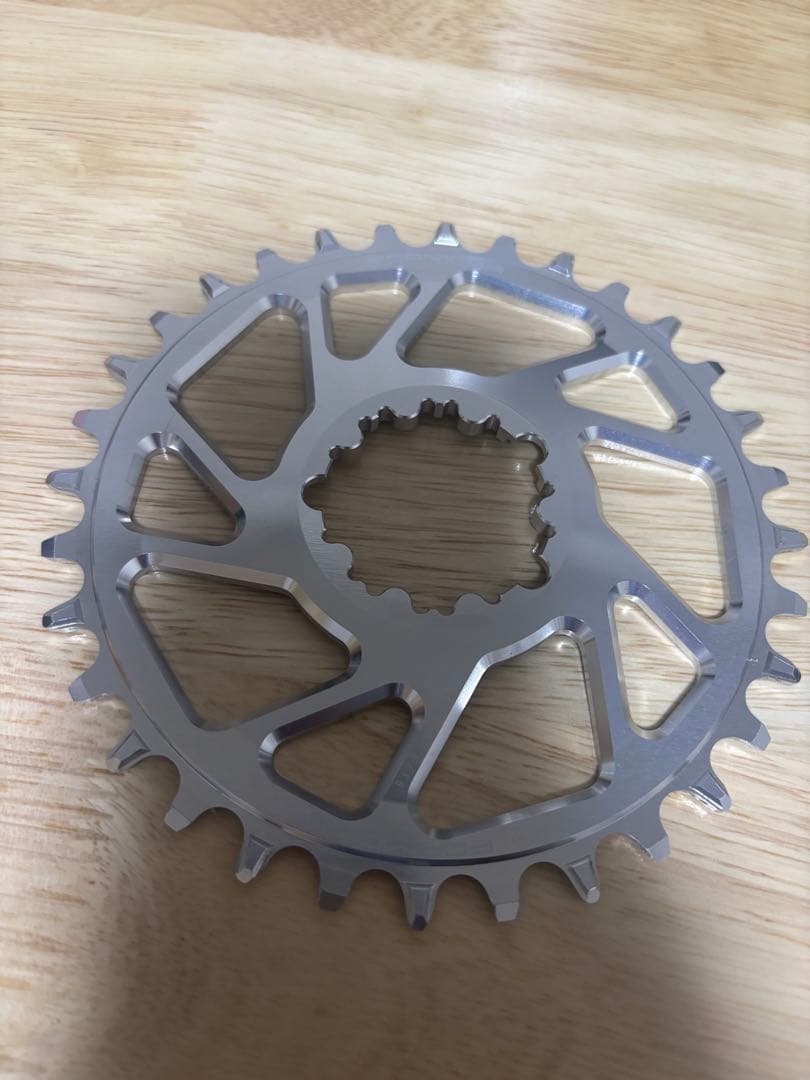 FORMOSA アルミクランク SILVER チェーンリング32T BB