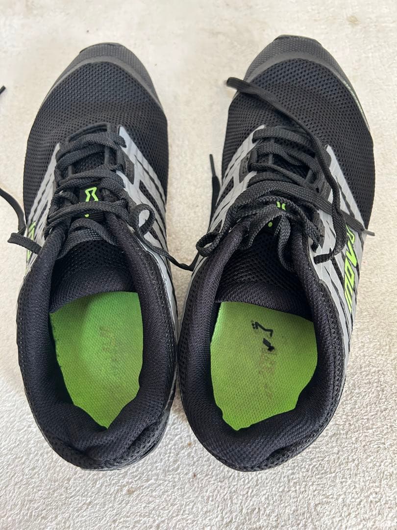 inov8 イノヴェイト　bare xf 235 27センチ　トレーニング