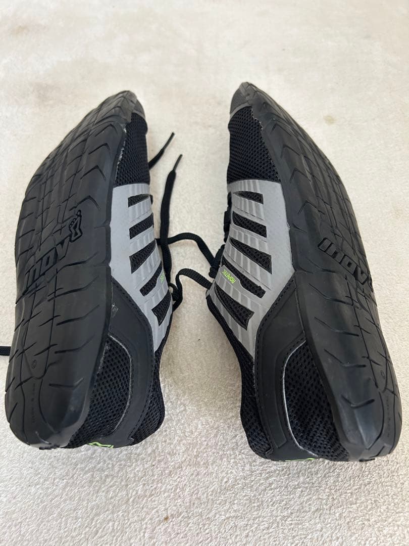 inov8 イノヴェイト　bare xf 235 27センチ　トレーニング