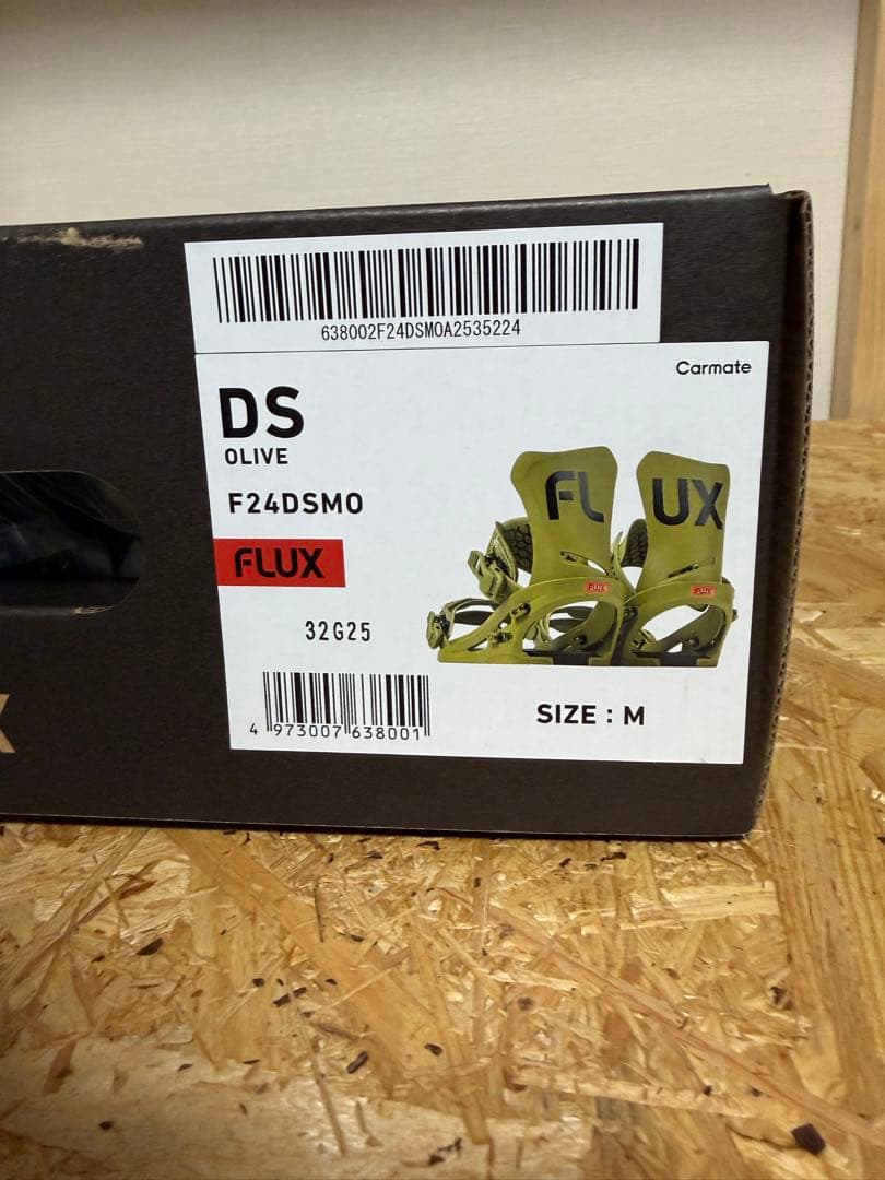 新品未使用　23-24 Flux DS オリーブ　Ｍサイズ