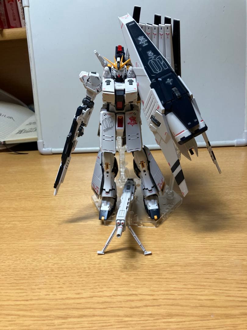 RG 1/144 ニューガンダムHWS(組み立て済み)
