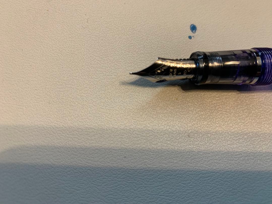 パイロットカスタムヘリテイジ　透明紫色　Ｍ字