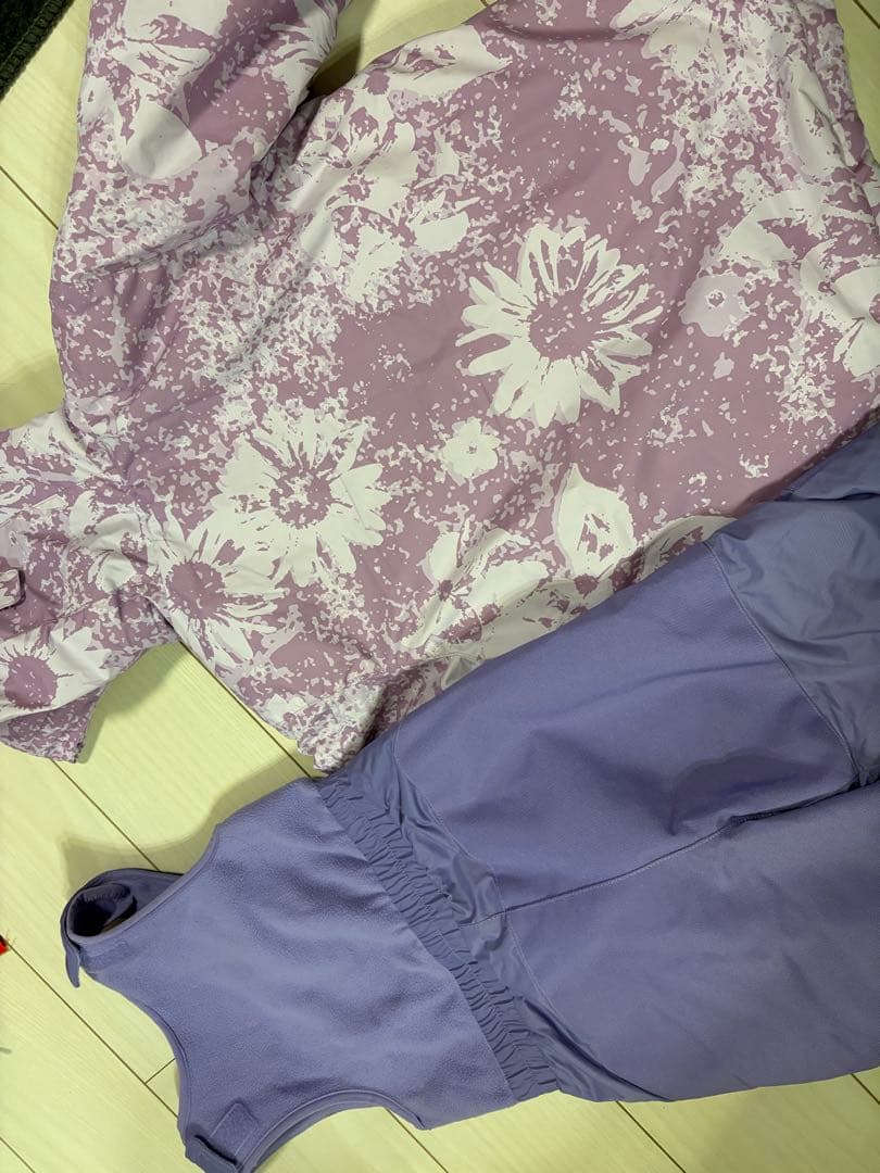 専用！すぐ発送！美品！Columbia XS ウエア