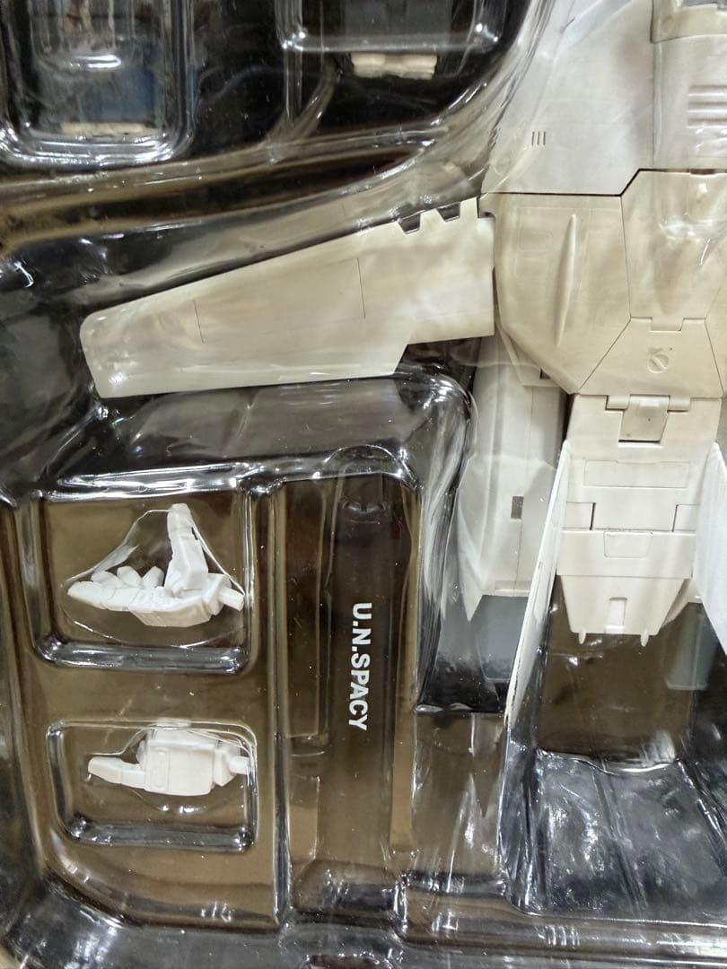 【希少】1/60 YAMATO マクロス 完全変形VF-1S 無塗装仕様