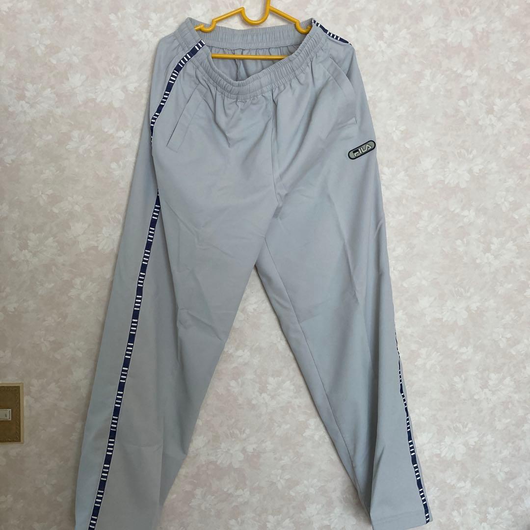 新品　F IＬAの上下ジャージ