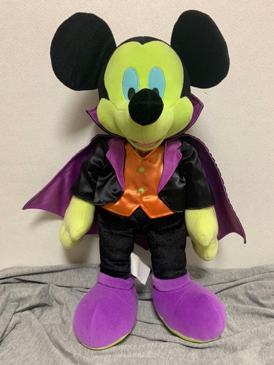 ミッキーマウス　ディズニー　ぬいぐるみ　ハロウィン　ドラキュラ　限定　ブレイン
