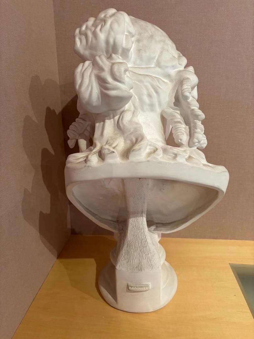 アリアス胸像 石膏像